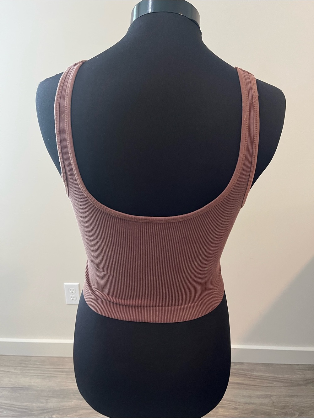 Source Unknown Ribbed Button-Front Crop Tank - Brown - Picture 4 of 4